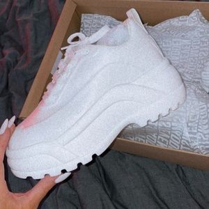 Steve Madden Briggs White Platform Sneaker